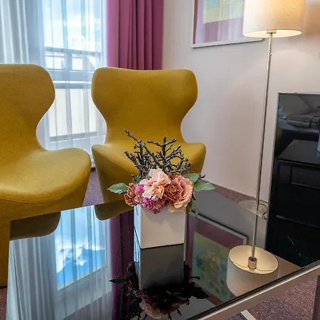 מלון Junior פודבראדי